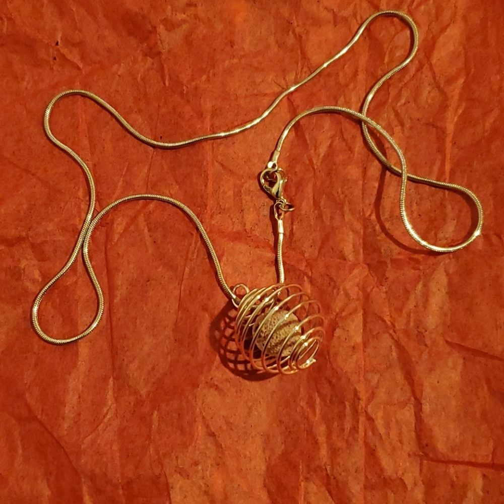 💞Oil diffuser necklace - Picture 3 of 4